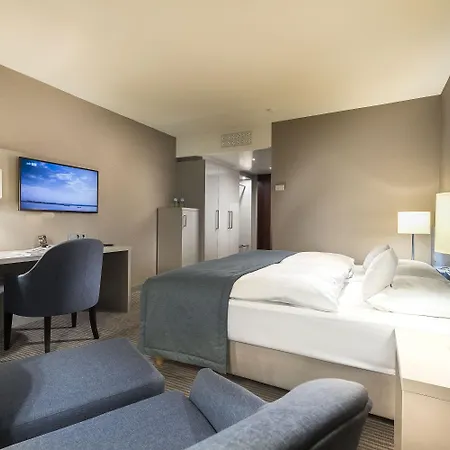 Maritim Hotel 4*
