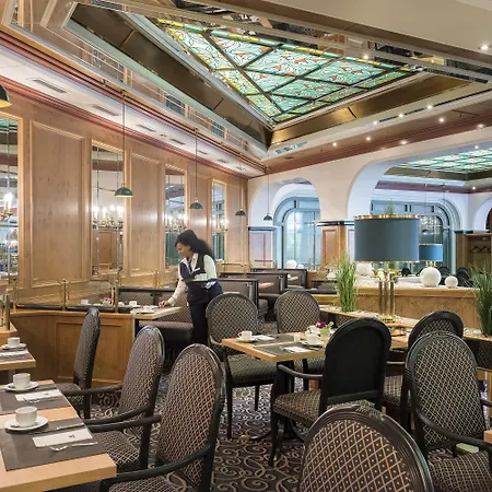 Maritim Hotel 4*
