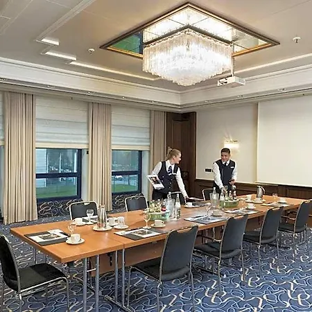 מלון Maritim 4*