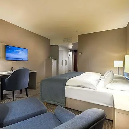 Maritim 4*